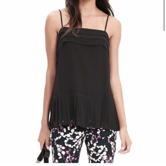 Banana Republic Women’s Pleated Chiffon Cami Black Size XS - Picture 10 of 10